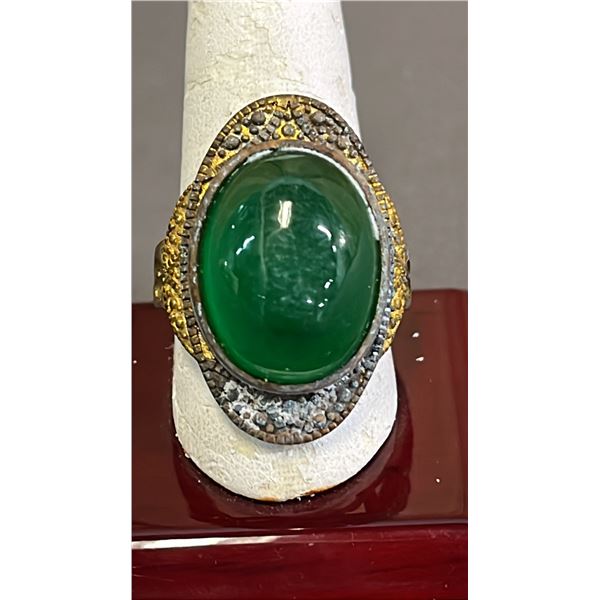 SPINACH GREEN RING: SIZE 11.75