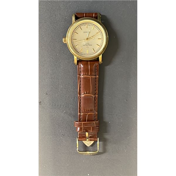 VINTAGE MEN'S MECHANICAL WRIST WATCH