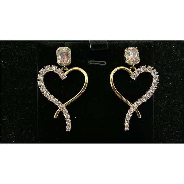 *NEW* 18K GOLD PLATED 1CT EMERALD CUT PINK SIMULATED DIAMOND (CZ) HEART DANGLE EARRINGS