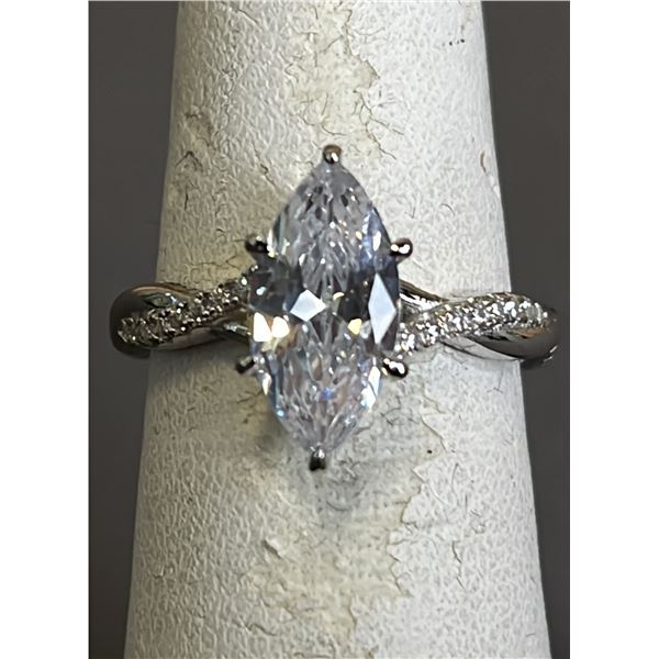 *NEW* STERLING SILVER 2CT MARQUIS CUT SIMULATED DIAMOND (CZ) TWIST RING: SIZE 6