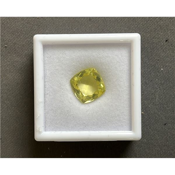 7.1CT CUSHION CUT NATURAL LEMON AMETHYST: UNTREATED (12.1MM X 12.1MM)