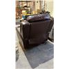 Image 4 : LEATHER ELECTRIC RECLINER (MISSING PARTIAL POWER CORD, UNKNOWN WORKING CONDITION)