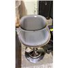 Image 2 : CHROME BASE MODERN ADJUSTABLE BAR STOOL & MESH BACK ROLLING OFFICE CHAIR