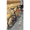 Image 3 : CANNONDALE R2000 18 SPEED ROAD BIKE