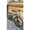 Image 2 : KONA SHRED 18 SPEED BIKE