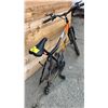 Image 3 : HYPER VIKING TRAIL 29 21 SPEED BIKE (REAR WHEEL MISSING)