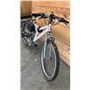 Image 2 : 18 SPEED BIKE