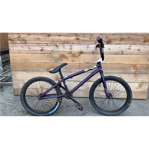 BMX BIKE (RUST ISSUES)