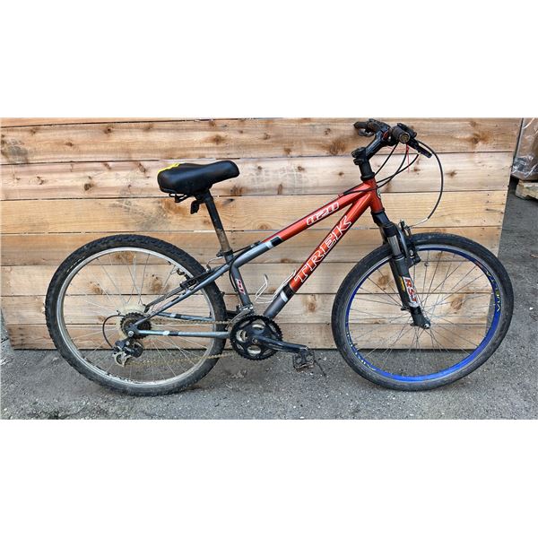 TREK 820 21 SPEED BIKE