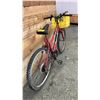 Image 3 : SUPERCYCLE 800 18 SPEED BIKE
