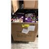 Image 4 : CASE OF HALLOWEEN TRICK OR TREAT DECOR