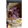 Image 4 : SHELF OF ASSORTED VALENTINE'S DAY DECOR