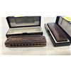 Image 2 : (2) SUZUKI MR-550 PURE HARP HARMONICAS IN KEYS A & D