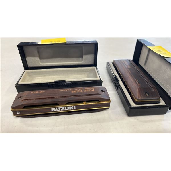 2) SUZUKI MR-550 PURE HARP HARMONICAS IN KEYS A & D - Able Auctions