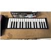 Image 3 : EQUIP 32-KEYS ROLL UP POCKET PIANO