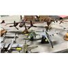 Image 3 : (8) ASSORTED SCALE MODEL AIRPLANES: ALL BUT 1 HAVE STANDS