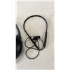 Image 3 : MAGNETIC WIRED EARBUDS & BOSE WIRELESS HEADPHONES *NO CHARGING CABLE*