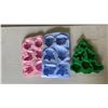Image 3 : 2 CASES OF CHRISTMAS SILICONE MOLDS