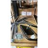 Image 2 : CASE OF AUTOMOTIVE REAR-VIEW MIRRORS