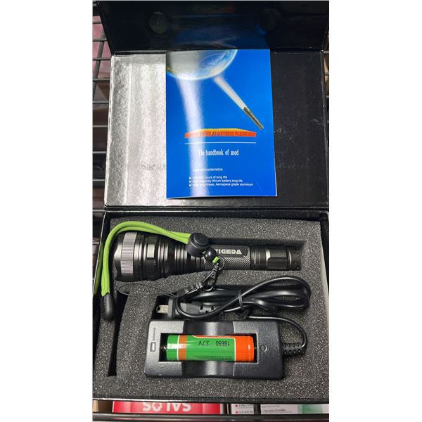 REMOTE SUPER BRIGHTNESS FLASHLIGHT