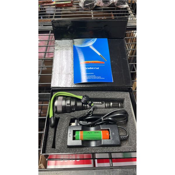 REMOTE SUPER BRIGHTNESS FLASHLIGHT