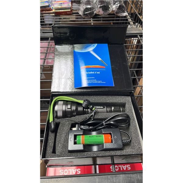 REMOTE SUPER BRIGHTNESS FLASHLIGHT