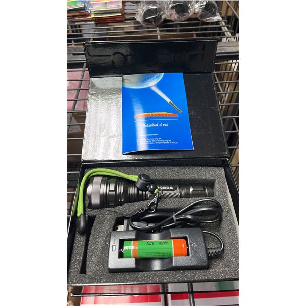 REMOTE SUPER BRIGHTNESS FLASHLIGHT