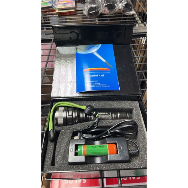 REMOTE SUPER BRIGHTNESS FLASHLIGHT