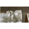 Image 2 : CASE OF PLASTIC INDIVIDUAL CUPCAKE CONTAINERS