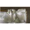 Image 2 : CASE OF PLASTIC INDIVIDUAL CUPCAKE CONTAINERS