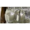 Image 3 : CASE OF PLASTIC INDIVIDUAL CUPCAKE CONTAINERS