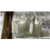 Image 2 : CASE OF PLASTIC INDIVIDUAL CUPCAKE CONTAINERS