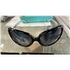 Image 2 : PAIR OF TIFFANY SUNGLASSES IN A TIFFANY CASE