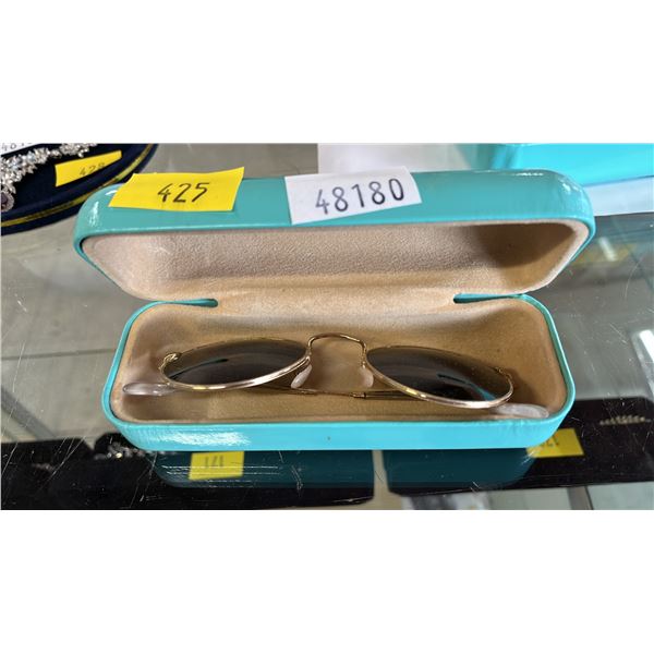 PAIR OF RAY BAN SUNGLASSES IN A TIFFANY CASE