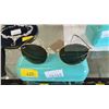 Image 2 : PAIR OF RAY BAN SUNGLASSES IN A TIFFANY CASE