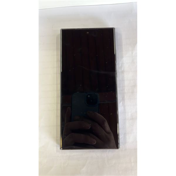 *NEW IN BOX* SAMSUNG GALAXY S23 ULTRA CELL PHONE
