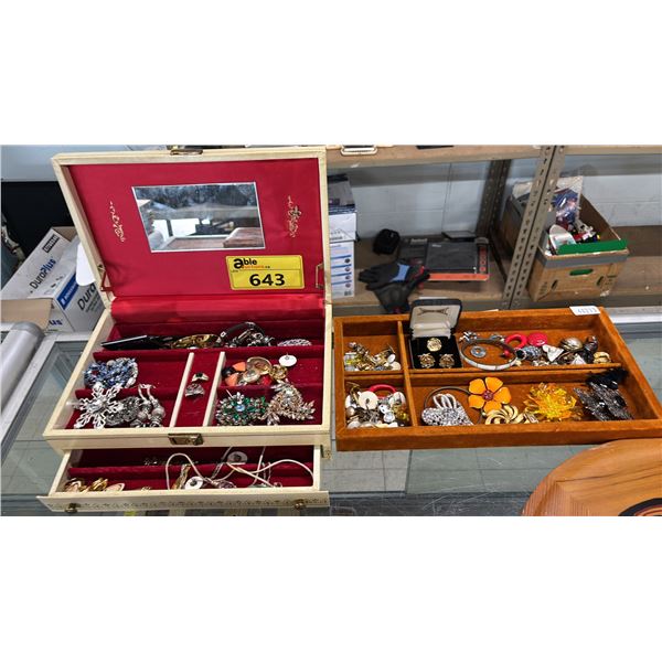 JEWELRY BOX & CONTENTS & TRAY OF JEWELRY
