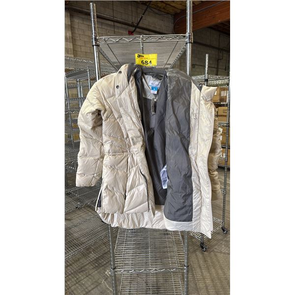 COLUMBIA SPORTSWEAR COMPANY SIZE M DOWN/FEATHER FILLED COAT