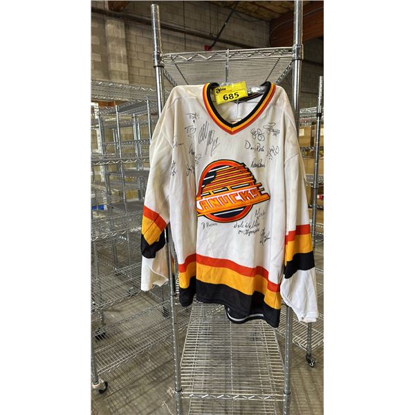 CCM SIZE XXL AUTOGRAPHED VANCOUVER CANUCKS JERSEY
