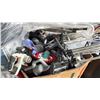 Image 3 : PALLET OF ASSORTED HOUSEHOLD GOODS: FOLDING DRYING RACKS, VACUUMS, MOP BUCKETS & MORE