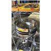 Image 3 : SHELF OF ASSORTED COOKWARE