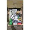 Image 4 : 2 DRAWER METAL FILING CABINET & CONTENTS