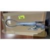 Image 2 : COMMERCIAL PRE-RINSE FAUCET ASSEMBY