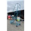 Image 1 : 10' PORTABLE WAREHOUSE STAIRCASE