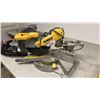Image 1 : DEWALT SLIDING DUAL-BEVEL MITER SAW