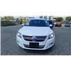 Image 3 : 2011 VOLKSWAGEN TIGUAN 2.0T 4MOTION, 4 DOOR STATION WAGON, WHITE , VIN WVGBV7AX9BW549495,
