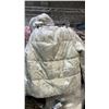 Image 3 : *NEW WITH TAGS* (7) AEROPOSTALE WHITE & GREY CAMO PUFFER JACKETS: ASSORTED SIZES