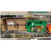 Image 3 : SHELF OF QUAKER STATE SAE 5W-30 SYNTHETIC OIL: 5L JUGS