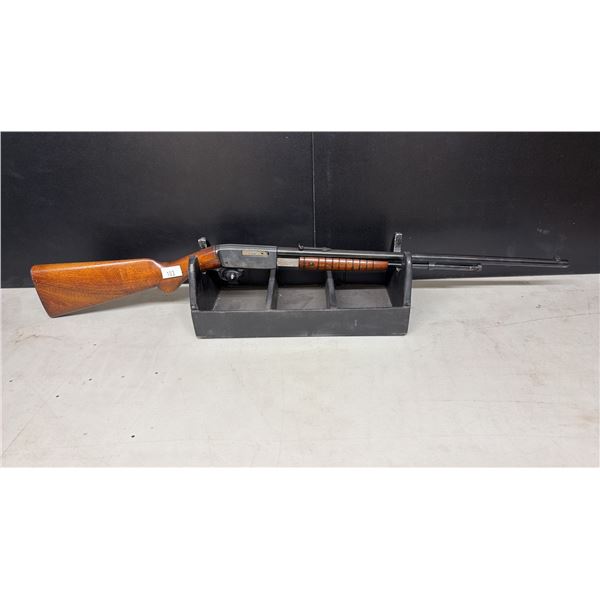 BROWNING .22 LR PUMP ACTION RIFLE