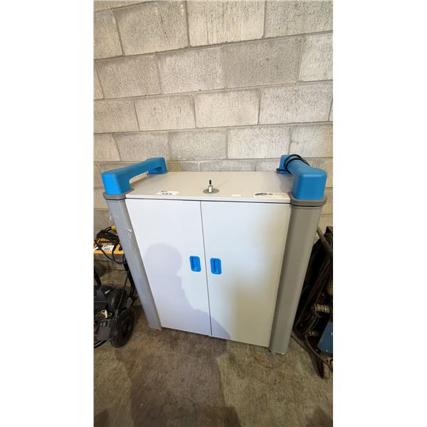 MOBILE MULTI-TABLET CHARGING STATION CABINET